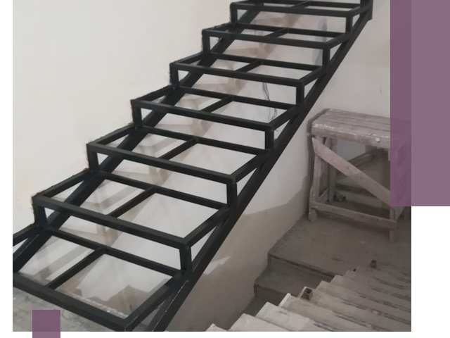 Демонтаж лестниц на металлокаркасе в Абакане: быстрый вывоз и разбор