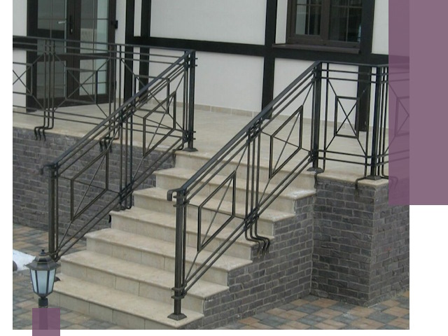 Перила для крыльца в Абакане — монтаж, изготовление и установка