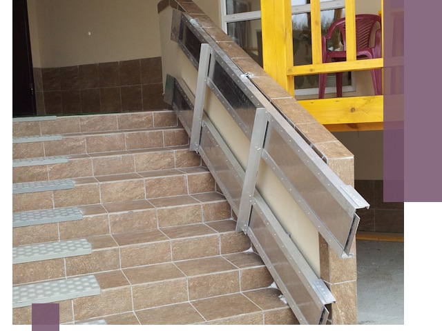 Откидные пандусы под ключ в Абакане — монтаж и демонтаж