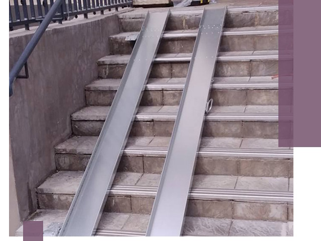 Демонтаж откидных пандусов профессионально в Абакане