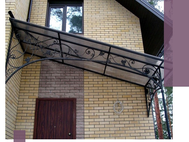 Односкатные козырьки из металла под ключ в Абакане