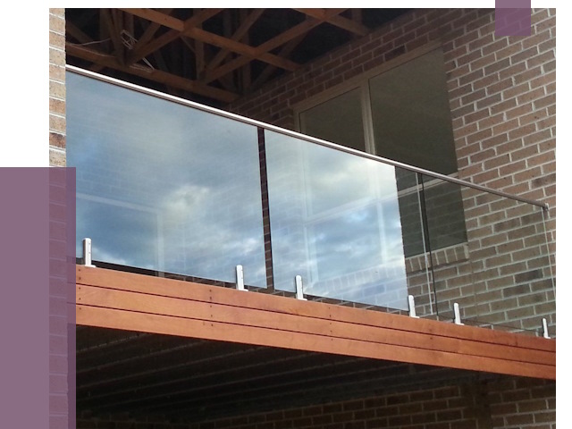 Стеклянные парапеты на крыше и террасе в Абакане от 11492 руб. | ПРОЛЁТ-Бкн